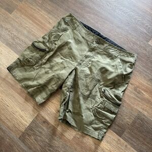 Kuhl Vintage Patina Dye Men's Green Camo Cargo Shorts Sz 40‎ Y2K Style